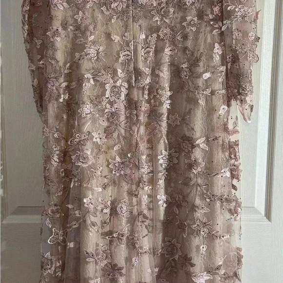 MAC DUGGAL Light Pink Floral Applique Long Sleeve Illusion Gown Style 70224 NWT - Picture 8 of 8